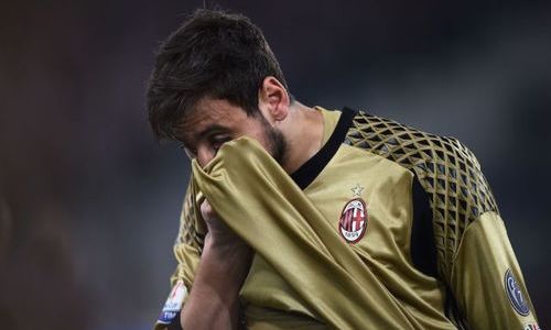 Фанаты «Милана» заставили Доннарумму плакать. В чем дело?