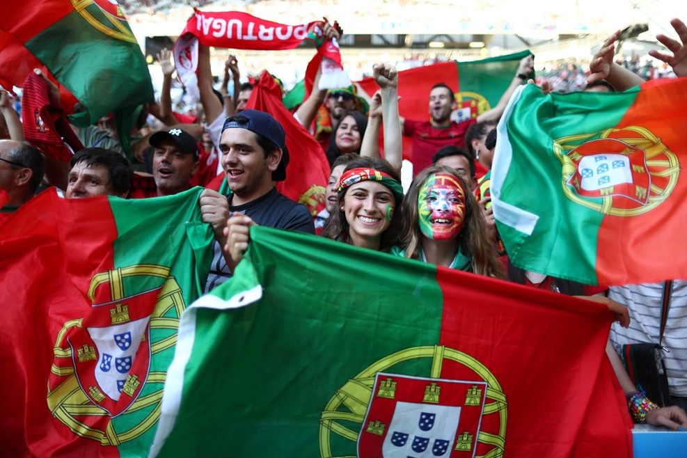 Люди в португалии