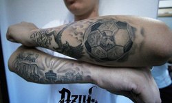 10 самых безумных татуировок футбольных фанатов